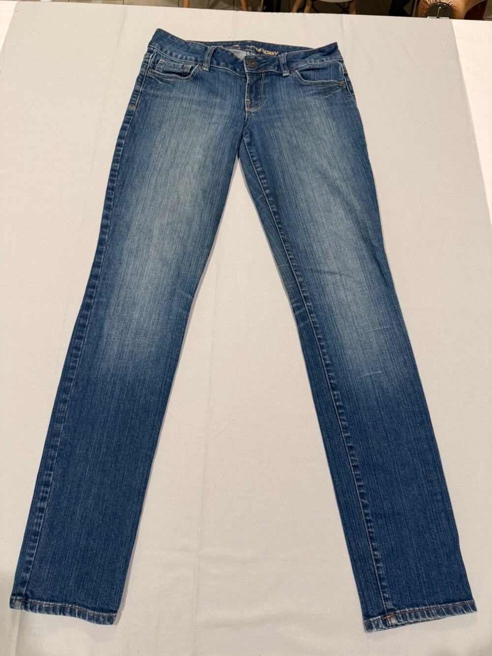 Guess Jeans Sarah Skinny Women’s Size 28 Blue Stretch Denim Jeans 32” Inseam